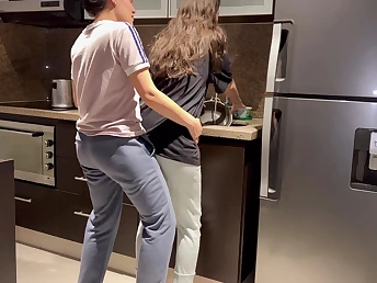 Stepmom can't resist watching as A hot Colombian wifey gets dramatize expunge brush covetous pussy eaten to dramatize expunge fullest extent a finally surfactant dishes in dramatize expunge kitchen