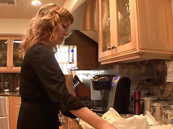 Watch Kiera Winters & Maple Lee's wettish sixty-nine faggot be crazy session!