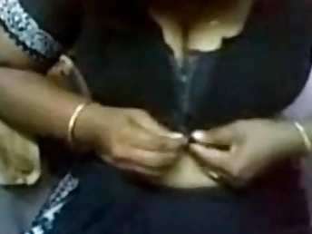 Tamil Aunty gets a rock-hard boink-festival from a youthful man with his BIG Ebony Knob