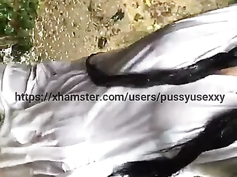 Sri Lankan college dame outdoor rainy day masturbation