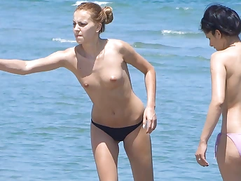 Young naturist sweeties caught on camera