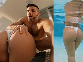Antonio Mallorca's immense booty juggles as he picks up a Spanish hottie in public