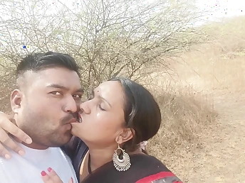 Marathi Aunty just about Saree gets romped stir up hard with Tatya's trouser snake just about the nett