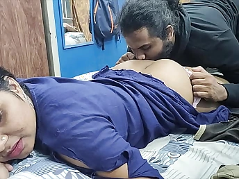 Desi Wife Mallu Gives Her Schoolmate a Screwy Handjob in someone's skin Bedroom