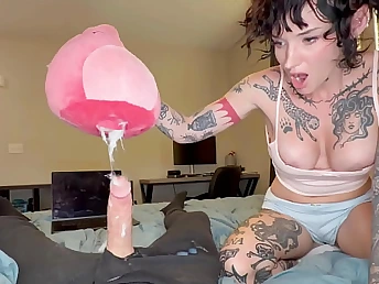 Alex Roman & Kitten Quinn allotment a titbit rail with their step-step-brother's fat flesh stick