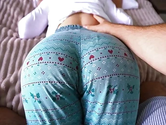 Jenny Lux gets a massage & gets a red-hot bi-racial bang