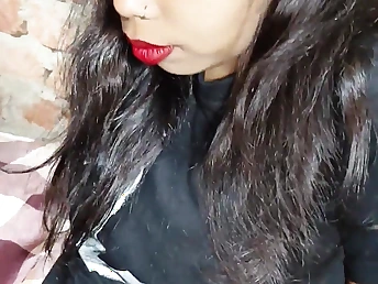 Curvy Desi Spliced Shivani gets her first time homemade Masti video with Naitik