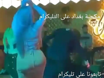 See this excellent Iraqi stunner cower her rump roughly a muff-romping madness