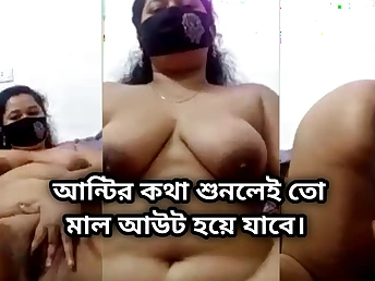 Steaming Desi Stepdaughter Gets Frigged together with Smooched Dimension Chatting to Will not hear of Parent