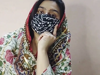 Desi Brit Bhabhi gets her Pakistani Nurse's cock-squeezing muff pulverized in bedroom